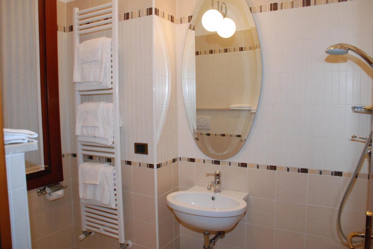 Hotel Vecia Brenta Mira Værelse billede